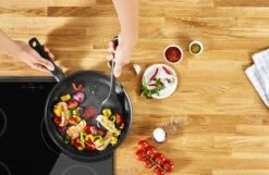 Tefal Easy Chef Koekenpan - Ø 28 Cm -Pot Promotiewinkel 1200x782 4